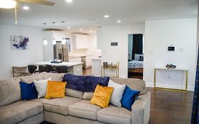 Nola Getaway With King Suite 10 Mins From French Quarter