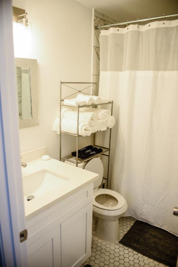 Nola Getaway With King Suite 10 Mins From French Quarter New Orleans Exterior photo